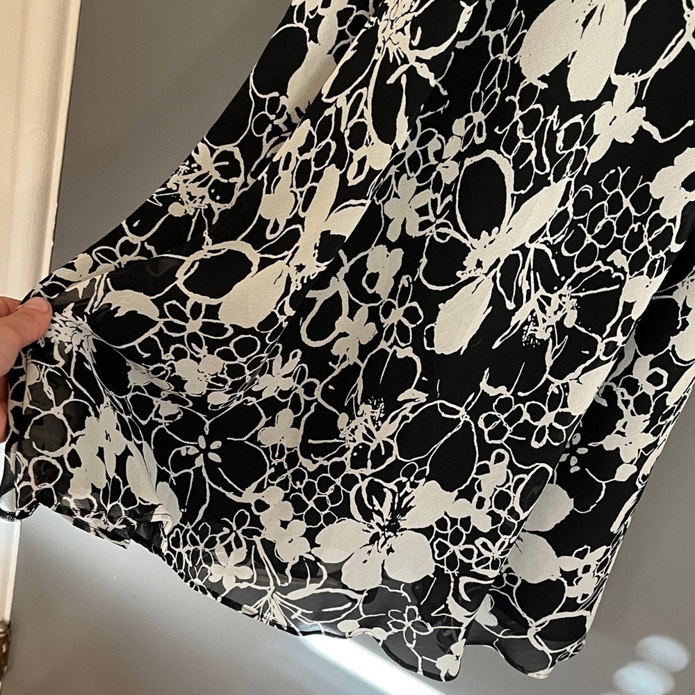 Anne Taylor 100% silk vintage black and white floral print silk midi slip dress - Picture 5 of 5